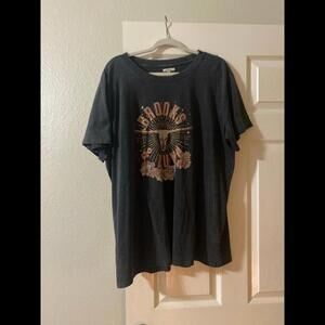 Women’s brooks & Dunn tshirt